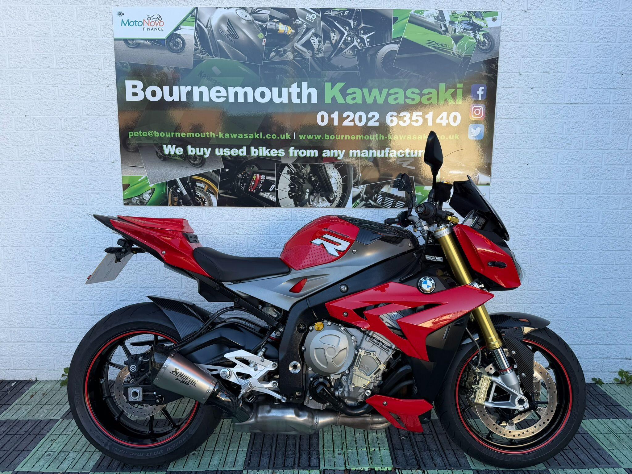2016 BMW S 1000 R