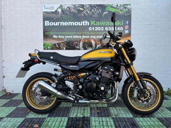 2023 Kawasaki Z900 RS SE