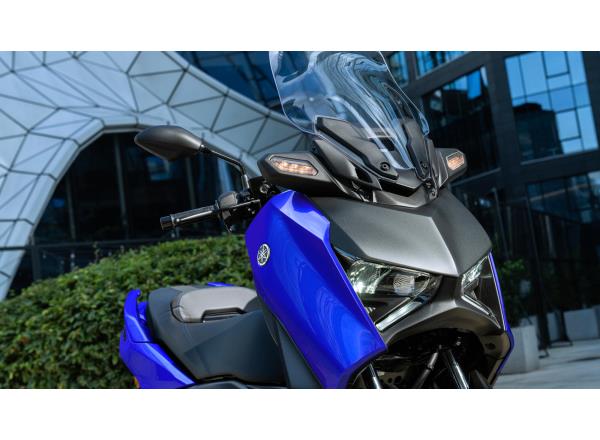High-mounted front flashers