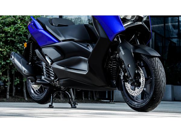 Traction control system (TCS)