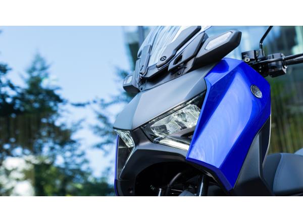 High-mounted front flashers