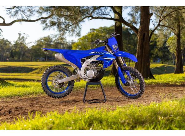 New Icon Blue colours and graphics