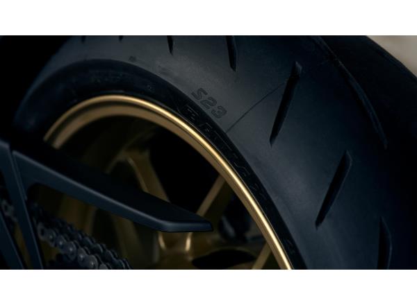 Yamaha SpinForged wheels fitted with Bridgestone B