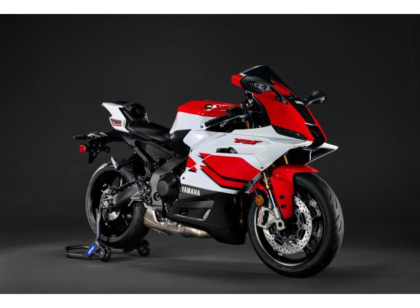 Brembo front master cylinder and Stylema calipers