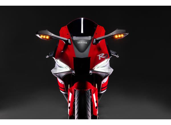 Lean Sensitive rider aids including Traction Contr