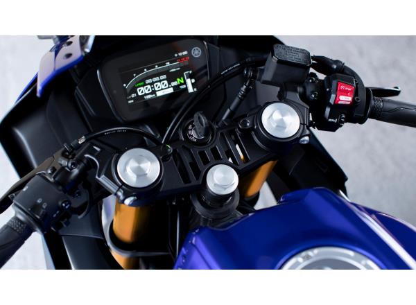 R1-type handlebar crown and switches