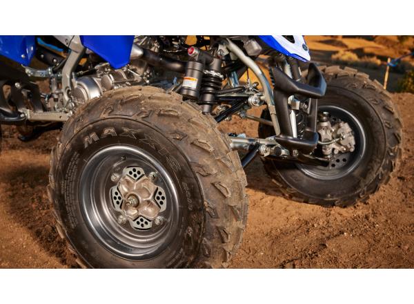 Lightweight aluminium wheels and calipers