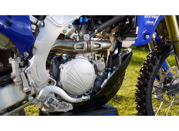 Powerful YZ250F-type engine