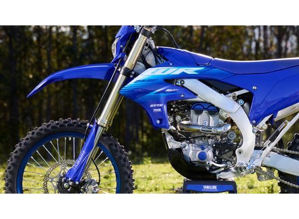 Industry-leading KYB suspension