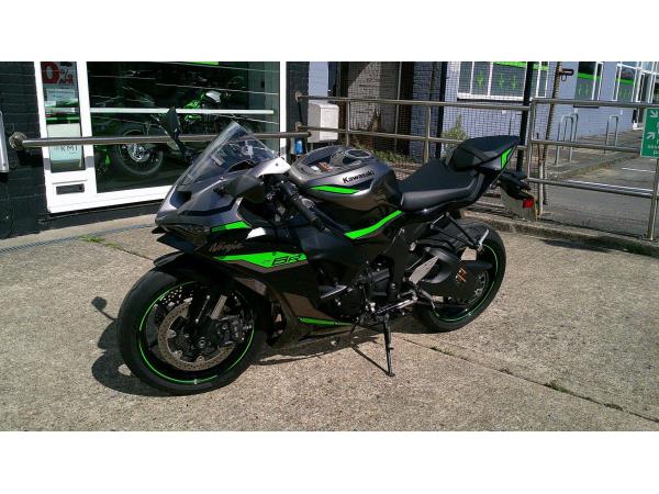 2024 Kawasaki Ninja ZX-6R - Alf's Motorcycles