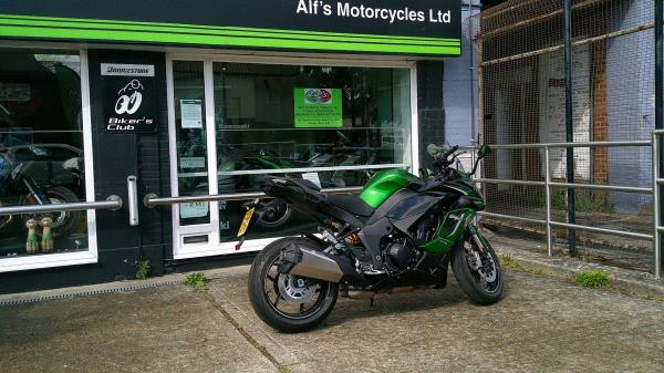 2026 Kawasaki Ninja 1100 SX