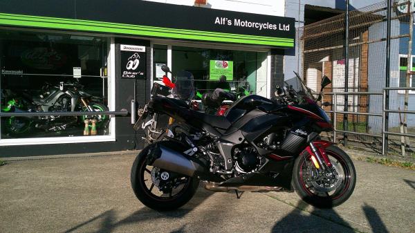 2022 Kawasaki Ninja 1000SX