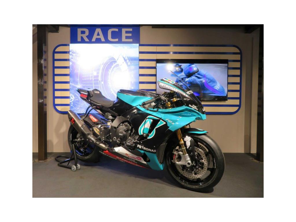 Yamaha r1 2020 deals petronas