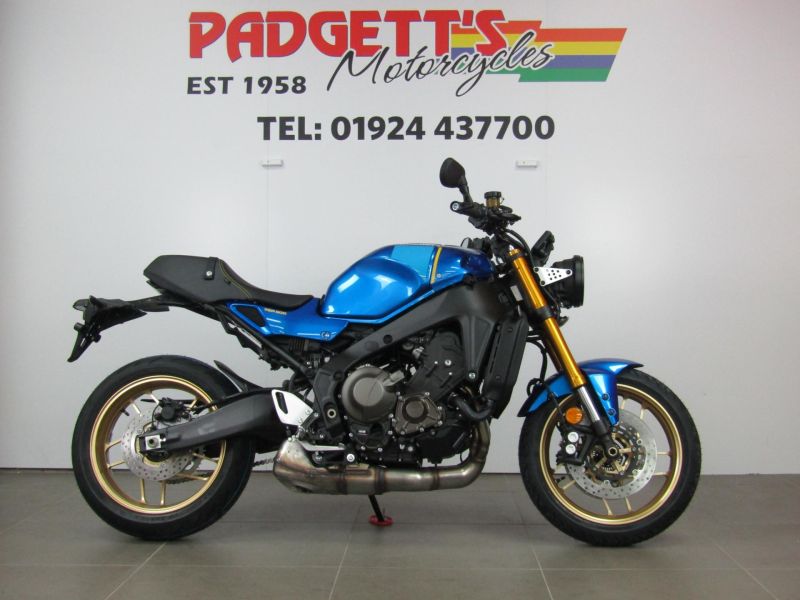 new-yamaha-xsr900-blue-padgett-s-motorcycles