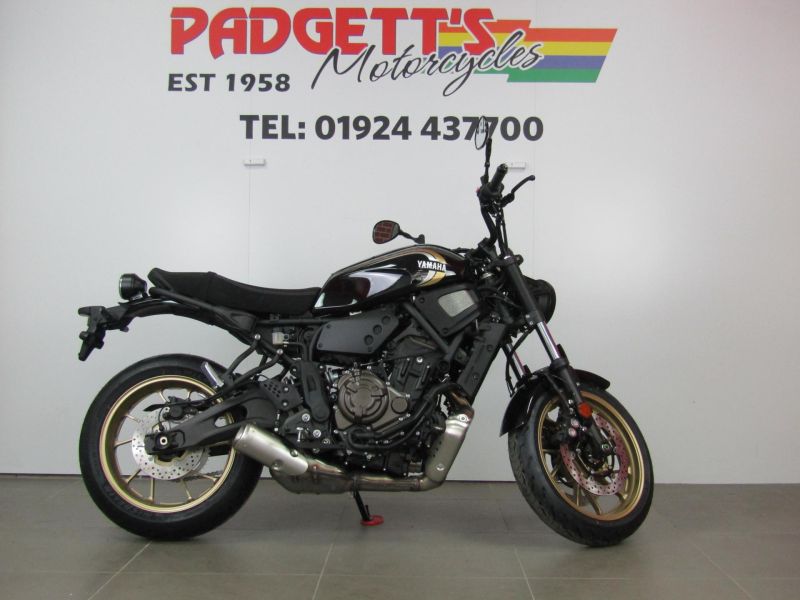 New Yamaha XSR 700 ABS BLACK