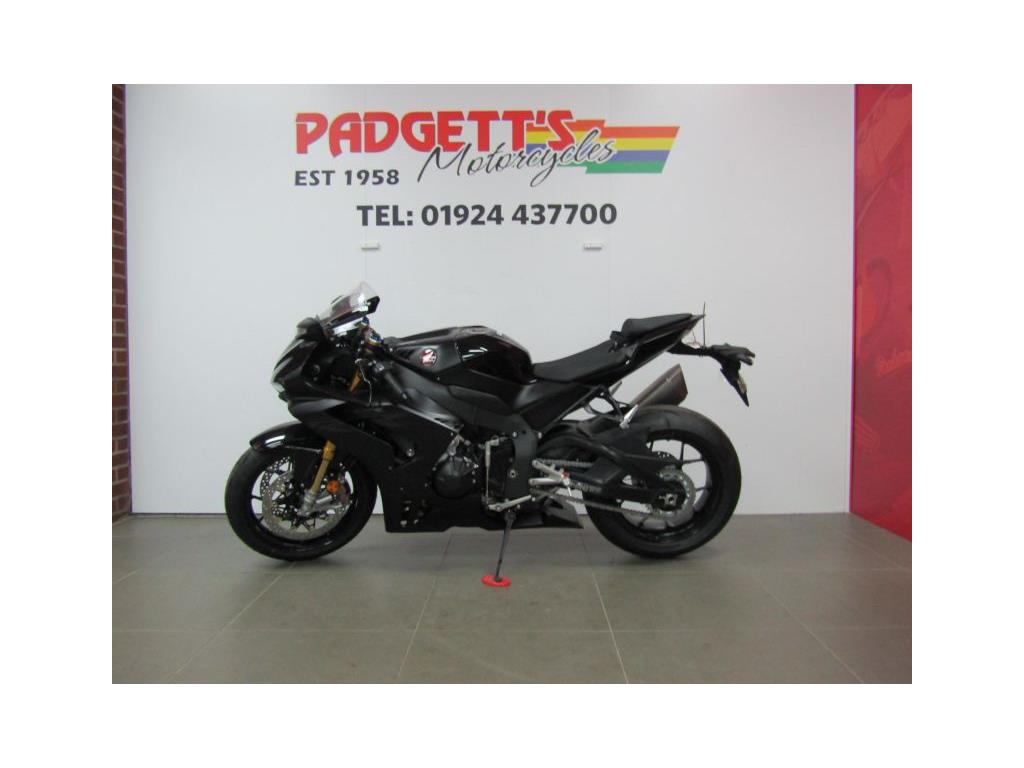 Honda deals fireblade black