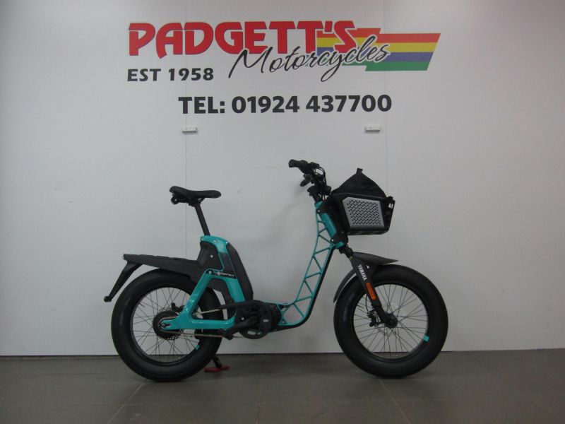 New Yamaha Booster 50 – DEMO CYAN