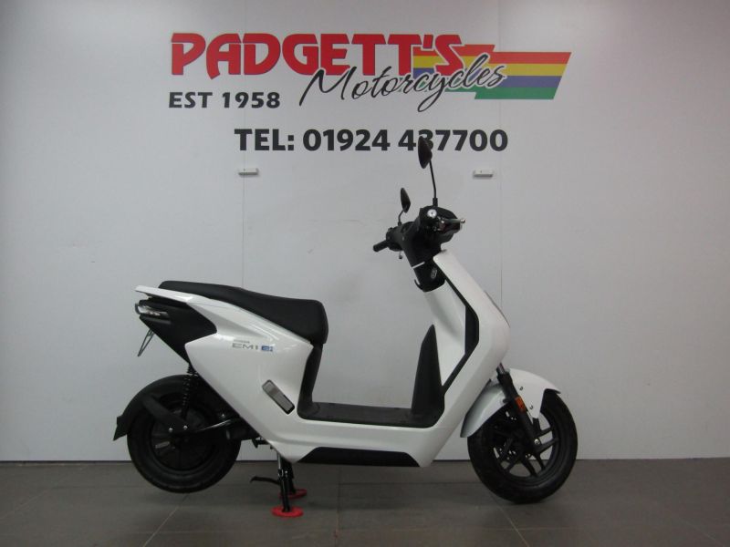 New Honda EM1e – DEMONSTRATOR WHITE