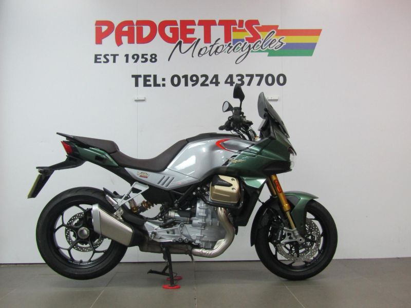 2023 Moto Guzzi V100 Mandello S Green