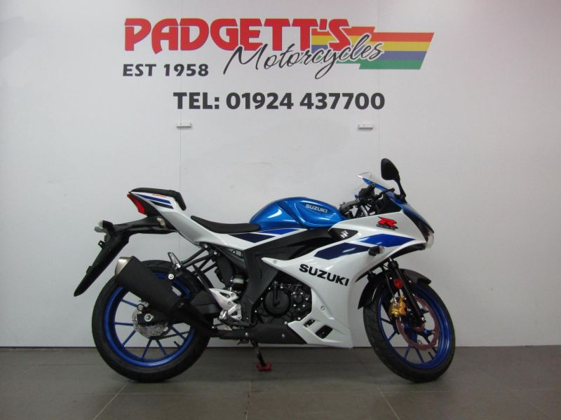 New Suzuki GSX-R 125 WHITE & BLUE