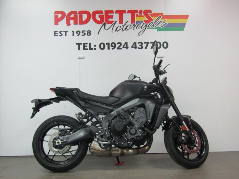 New Yamaha MT-09 Y-AMT – DEMONSTRATOR TECH BLACK