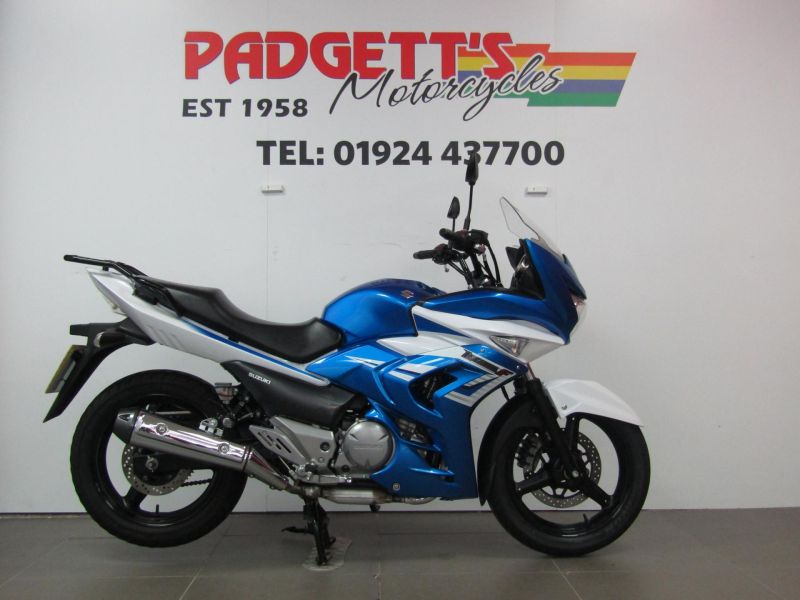 2016 Suzuki GW250F Inazuma Blue/white