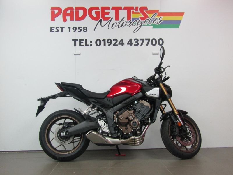 New Honda CB650R – E-CLUTCH RED
