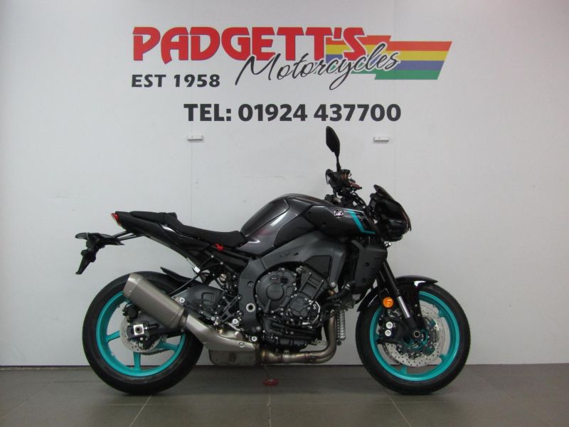 New Yamaha MT-10 Midnight Cyan