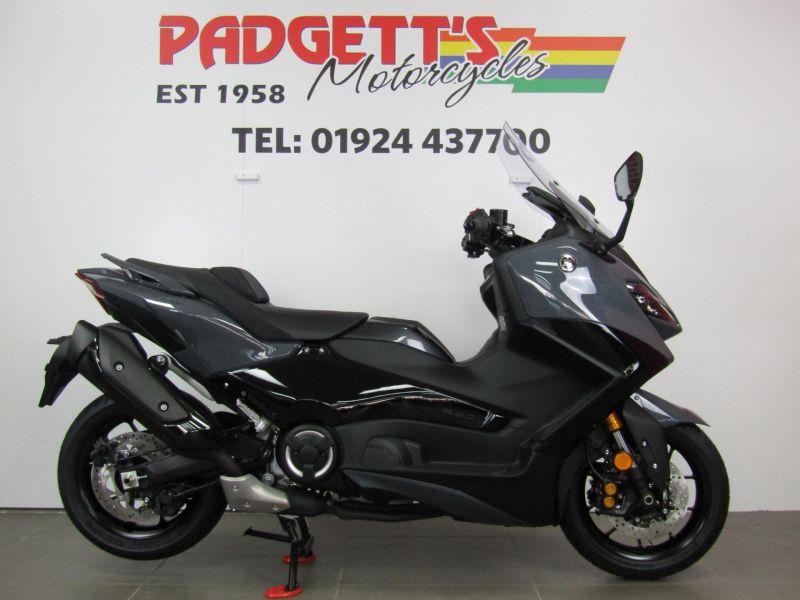 New Yamaha TMAX TECH MAX 560
XP560A POWER GREY