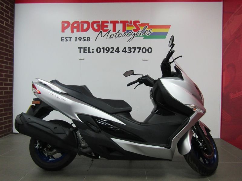 2024 Suzuki BURGMAN 400 Silver 2024 Suzuki BURGMAN 400 Silver