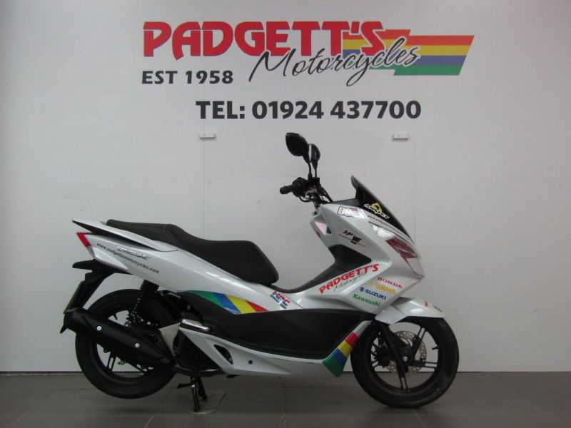 2015 Honda PCX125 White 2015 Honda PCX125 White