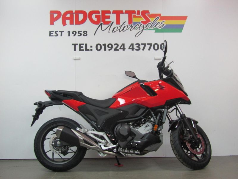 New Honda NC750X – DCT RED