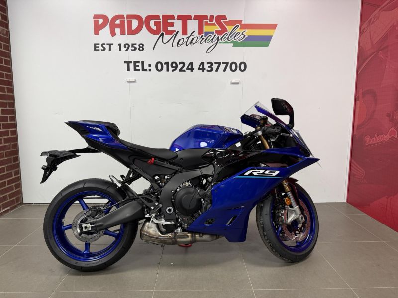 New Yamaha R9 BLUE
