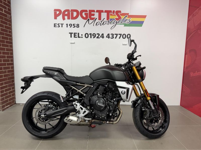 New Suzuki GSX8T BLACK