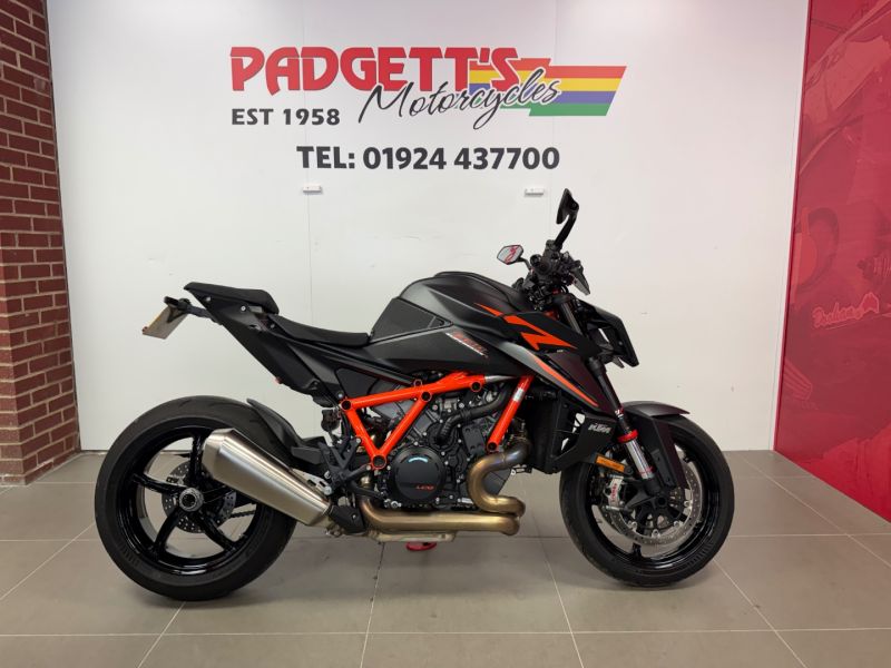 2025 Ktm 1390 Superduke R Black