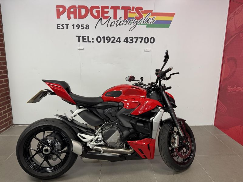 2022 Ducati Streetfighter V2 Red