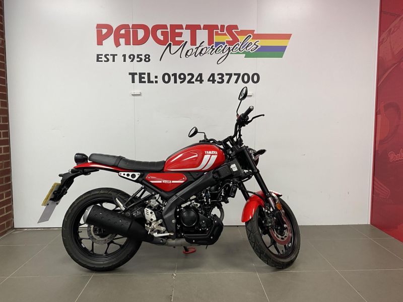 2024 Yamaha XSR125 Red 2024 Yamaha XSR125 Red