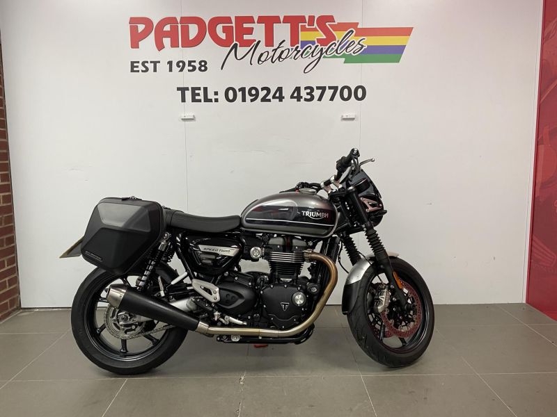 2020 Triumph Speed Twin Silver 2020 Triumph Speed Twin Silver
